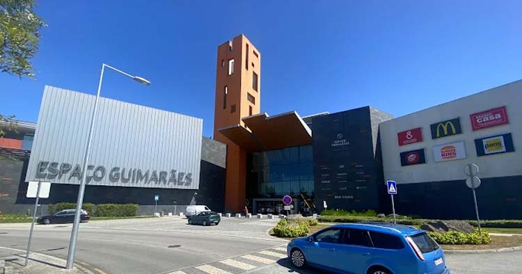 Espaço Guimarães está a recolher bens para apoiar população de Leiria
