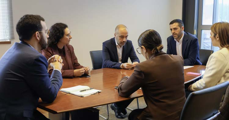 Deputados do PS eleitos por Braga querem mais médicos dentistas no SNS