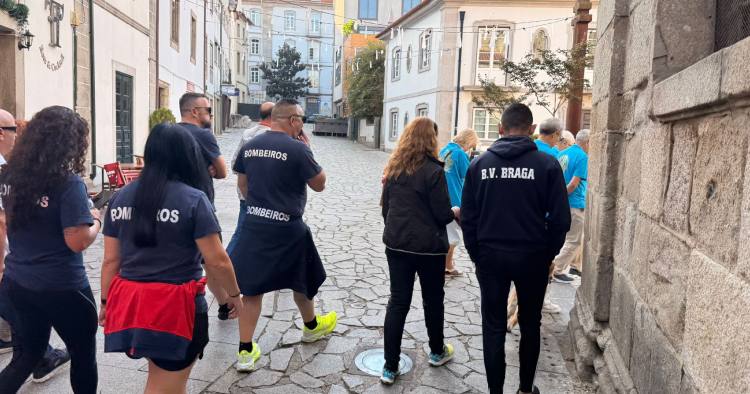 Bombeiros Voluntários de Braga promovem caminhada solidária