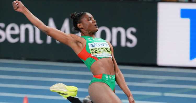 Agate de Sousa é campeã do mundo no salto em comprimento