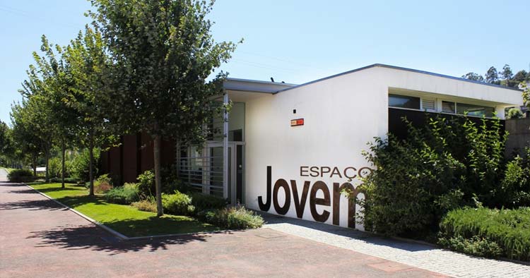 Póvoa de Lanhoso comemora Dia Mundial da Arte no Espaço Jovem