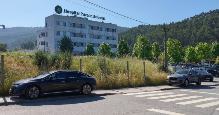 Cidadão denuncia estacionamento abusivo junto ao Hospital Privado de Braga