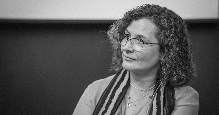 De Abril brotou a Constituição da República Portuguesa