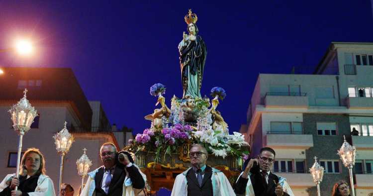 Braga recebe procissão de velas em honra de Nossa Senhora do Sameiro