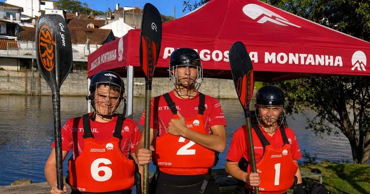Amigos da Montanha de Barcelos levam quatro representantes ao Europeu Jovem de Kayak Polo