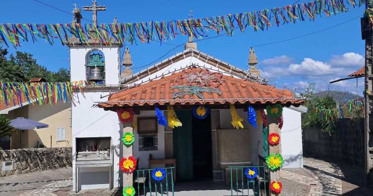 Amares: Capela do Anjo da Guarda na Ponte do Porto ganha nova beleza para as festas
