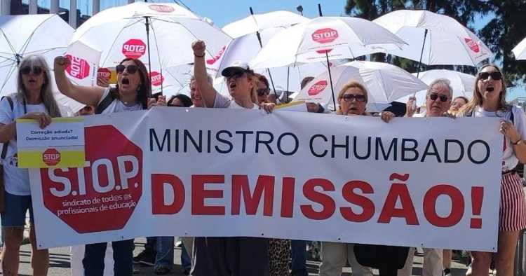 S.TO.P. acusa Governo de falhar na digitalização dos exames e pede demissão do ministro